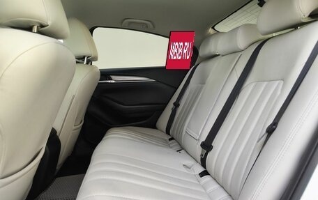 Mazda 6, 2020 год, 2 300 000 рублей, 15 фотография
