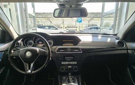 Mercedes-Benz C-Класс, 2011 год, 750 000 рублей, 8 фотография