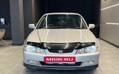 Honda Accord VII рестайлинг, 2001 год, 350 000 рублей, 3 фотография