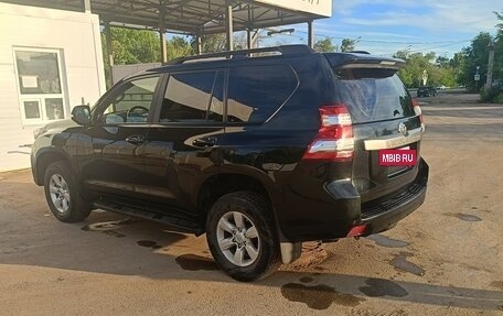 Toyota Land Cruiser Prado 150 рестайлинг 2, 2016 год, 3 350 000 рублей, 12 фотография