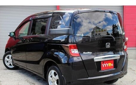 Honda Freed I, 2012 год, 720 000 рублей, 4 фотография