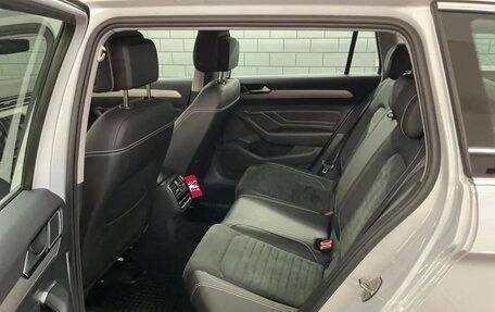 Volkswagen Passat B8 рестайлинг, 2022 год, 2 142 000 рублей, 7 фотография