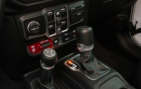 Jeep Wrangler, 2022 год, 6 999 000 рублей, 12 фотография