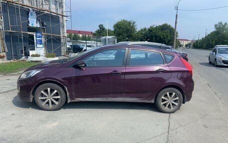 Hyundai Solaris II рестайлинг, 2011 год, 570 000 рублей, 4 фотография