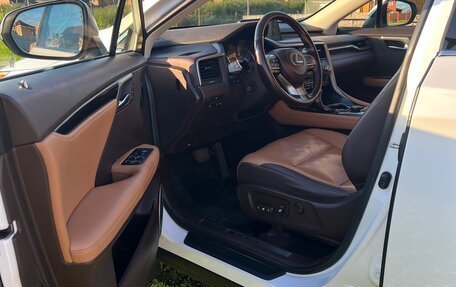 Lexus RX IV рестайлинг, 2017 год, 3 450 000 рублей, 4 фотография
