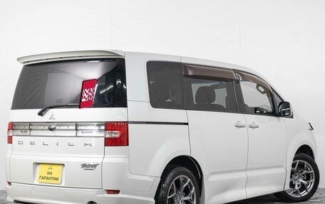 Mitsubishi Delica D:5 I, 2012 год, 1 499 000 рублей, 7 фотография