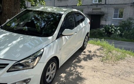 Hyundai Solaris II рестайлинг, 2014 год, 675 000 рублей, 5 фотография