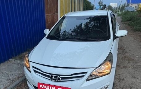 Hyundai Solaris II рестайлинг, 2014 год, 675 000 рублей, 10 фотография