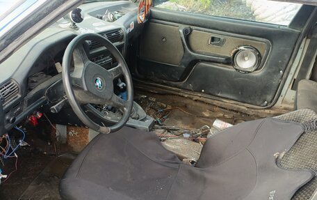 BMW 3 серия, 1982 год, 100 000 рублей, 9 фотография