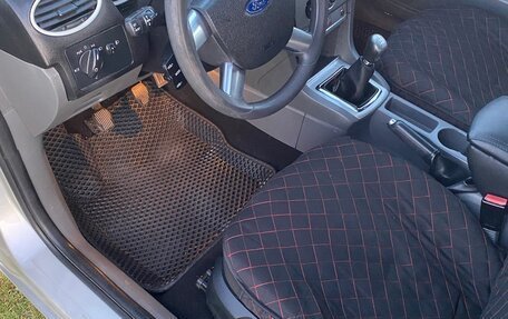 Ford Focus II рестайлинг, 2011 год, 550 000 рублей, 33 фотография