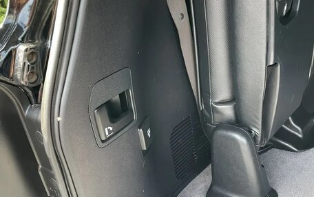 Toyota Land Cruiser 200, 2012 год, 3 800 000 рублей, 15 фотография