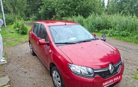 Renault Sandero II рестайлинг, 2014 год, 340 000 рублей, 2 фотография