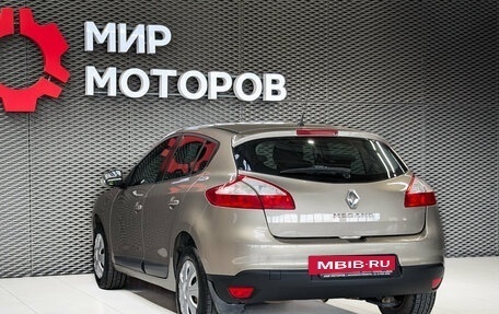 Renault Megane III, 2011 год, 730 000 рублей, 6 фотография