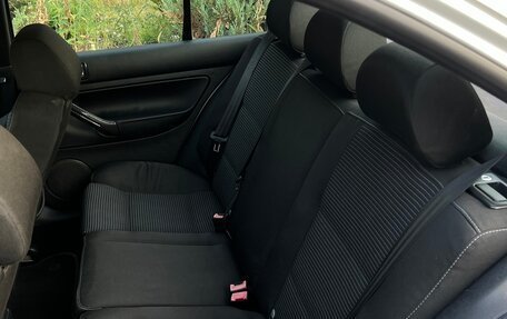 Volkswagen Jetta IV, 2001 год, 950 000 рублей, 20 фотография