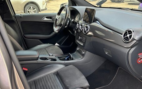 Mercedes-Benz B-Класс, 2018 год, 1 850 000 рублей, 11 фотография
