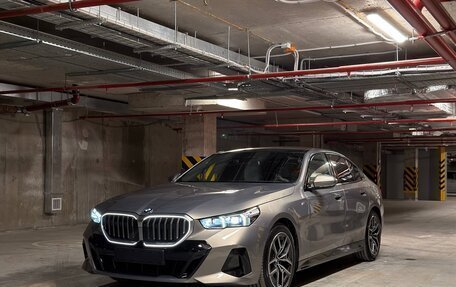 BMW 5 серия, 2025 год, 7 300 000 рублей, 2 фотография