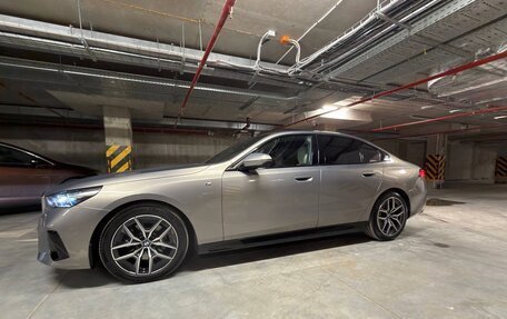 BMW 5 серия, 2025 год, 7 300 000 рублей, 5 фотография