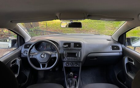 Volkswagen Polo VI (EU Market), 2016 год, 850 000 рублей, 11 фотография