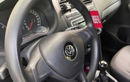 Volkswagen Polo VI (EU Market), 2016 год, 850 000 рублей, 13 фотография