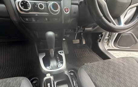 Honda Fit III, 2014 год, 999 000 рублей, 16 фотография