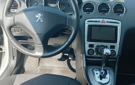 Peugeot 408 I рестайлинг, 2013 год, 700 000 рублей, 4 фотография