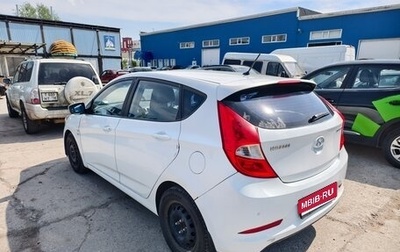 Hyundai Solaris II рестайлинг, 2015 год, 480 000 рублей, 1 фотография