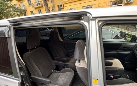 Toyota Noah III, 2010 год, 650 000 рублей, 9 фотография