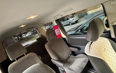 Toyota Noah III, 2010 год, 650 000 рублей, 8 фотография