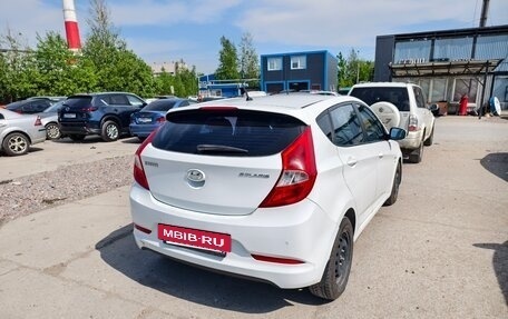 Hyundai Solaris II рестайлинг, 2015 год, 480 000 рублей, 4 фотография