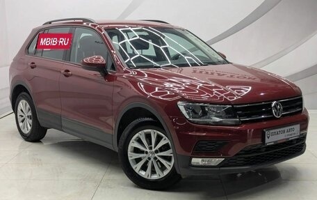 Volkswagen Tiguan II, 2017 год, 2 199 000 рублей, 3 фотография