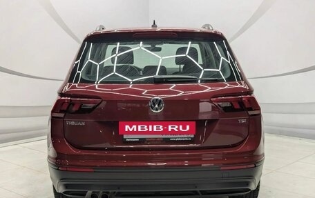 Volkswagen Tiguan II, 2017 год, 2 199 000 рублей, 7 фотография