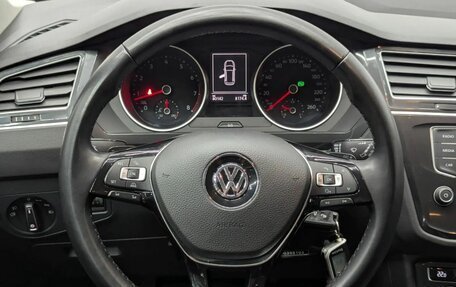 Volkswagen Tiguan II, 2017 год, 2 199 000 рублей, 10 фотография