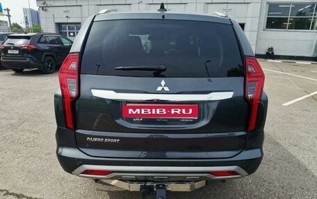 Mitsubishi Pajero Sport III рестайлинг, 2022 год, 5 000 000 рублей, 6 фотография