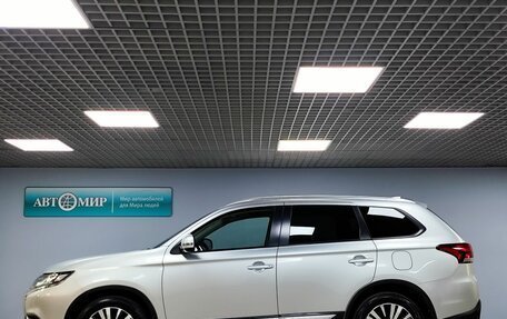 Mitsubishi Outlander III рестайлинг 3, 2019 год, 2 150 000 рублей, 8 фотография