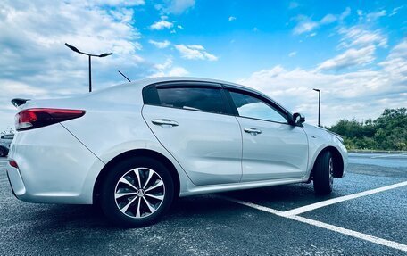 KIA Rio IV, 2020 год, 1 100 000 рублей, 2 фотография