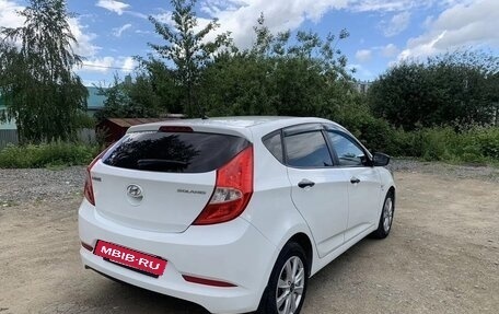 Hyundai Solaris II рестайлинг, 2014 год, 950 000 рублей, 5 фотография