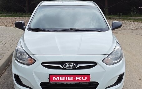 Hyundai Solaris II рестайлинг, 2013 год, 520 000 рублей, 8 фотография