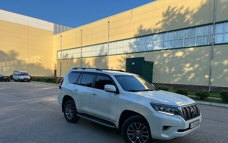 Toyota Land Cruiser Prado 150 рестайлинг 2, 2017 год, 4 850 000 рублей, 10 фотография