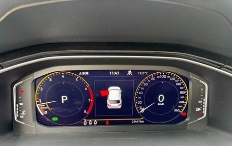 Volkswagen T-Roc I, 2022 год, 1 539 757 рублей, 13 фотография
