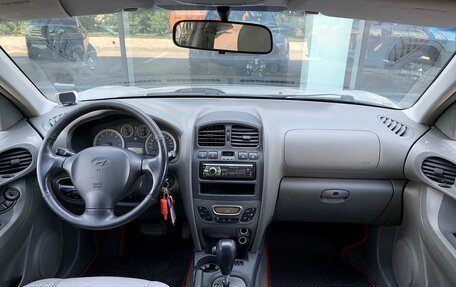 Hyundai Santa Fe III рестайлинг, 2005 год, 615 000 рублей, 11 фотография