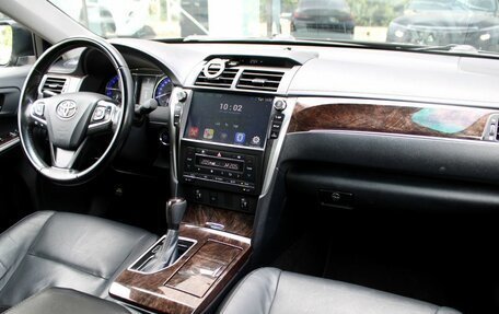 Toyota Camry, 2017 год, 2 377 000 рублей, 9 фотография