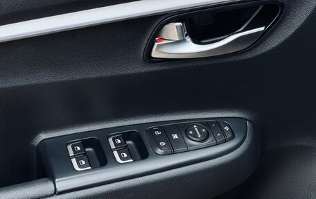 KIA Rio IV, 2021 год, 1 995 000 рублей, 23 фотография