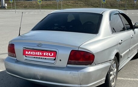 Hyundai Sonata IV рестайлинг, 2003 год, 280 000 рублей, 4 фотография