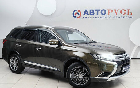 Mitsubishi Outlander III рестайлинг 3, 2016 год, 1 899 000 рублей, 1 фотография