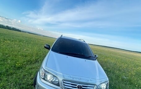 Toyota Ipsum II, 1995 год, 750 000 рублей, 1 фотография