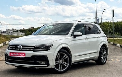 Volkswagen Tiguan II, 2019 год, 3 250 000 рублей, 1 фотография