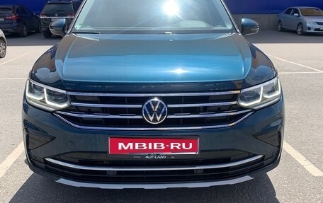 Volkswagen Tiguan II, 2022 год, 2 550 000 рублей, 1 фотография