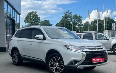 Mitsubishi Outlander III рестайлинг 3, 2018 год, 1 899 000 рублей, 1 фотография