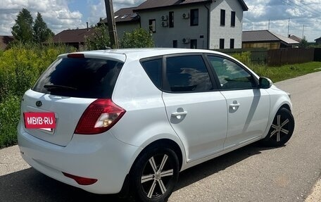KIA cee'd I рестайлинг, 2010 год, 620 000 рублей, 3 фотография