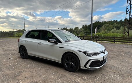 Volkswagen Golf VIII, 2022 год, 2 800 000 рублей, 2 фотография